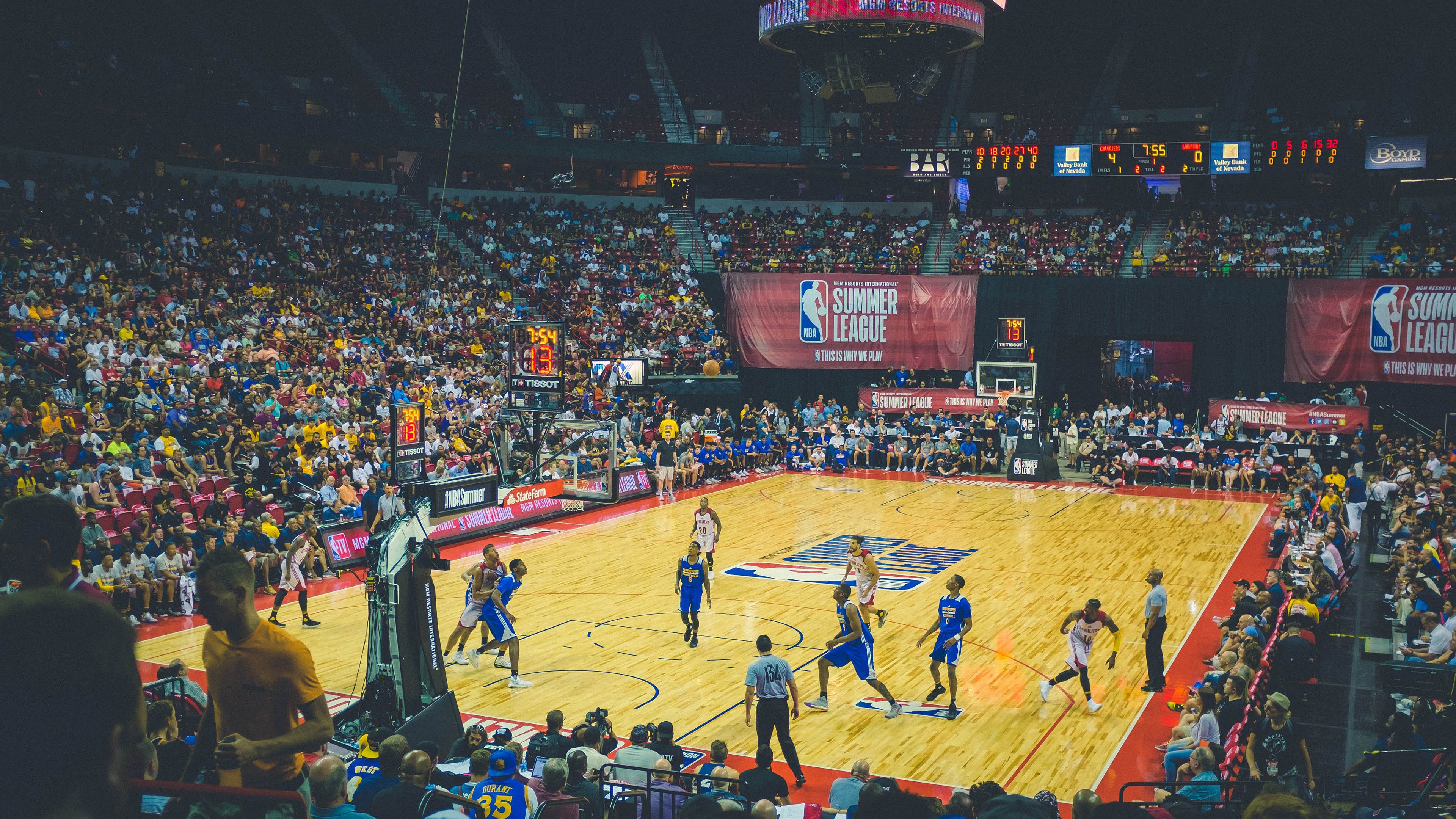 张伟丽再战老对手誓言拿下胜利，张伟丽49秒ko对手